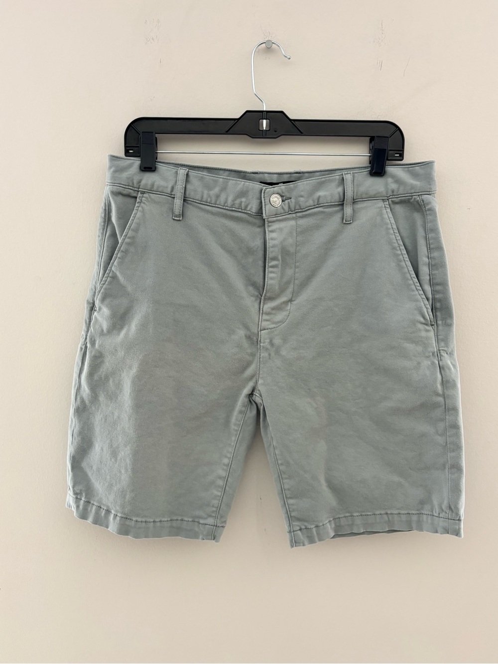 7 For All Mankind Men's Chino Shorts Gray Size 32 Stretch